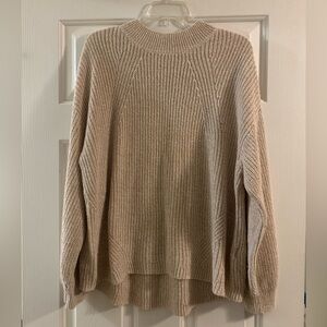 Womens oatmeal colored sweater XL 🐻